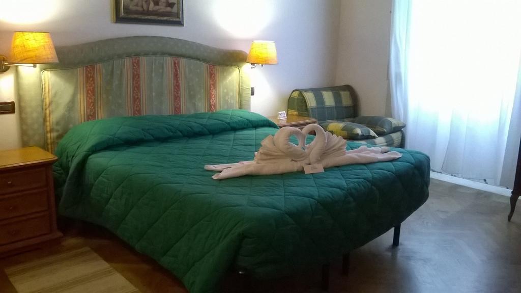 Hotel Ely Viareggio Ruang foto