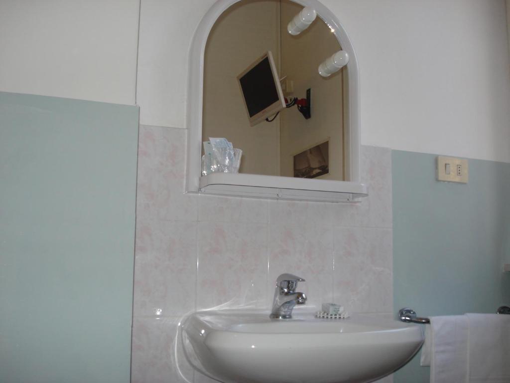 Hotel Ely Viareggio Ruang foto